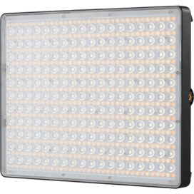 Осветитель Aputure Amaran P60C