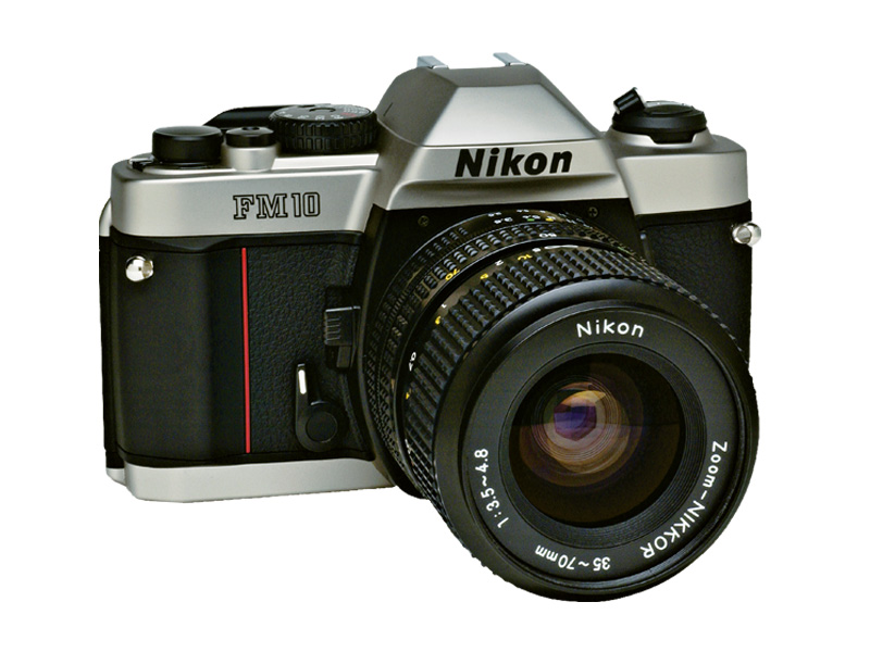 Пленочный фотоаппарат Nikon FE 10